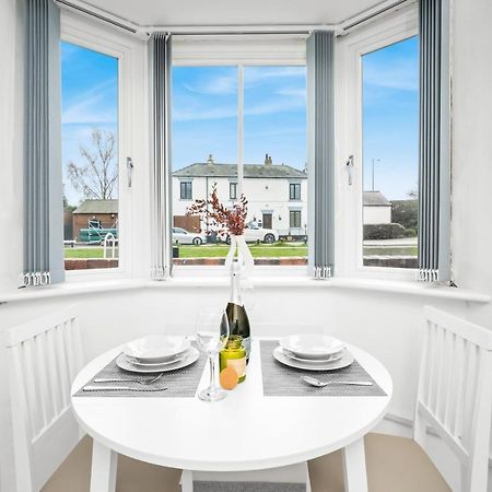 Beautiful Waterside Apartment - Parking - Perry Barr - Top Rated Бирмингем Экстерьер фото